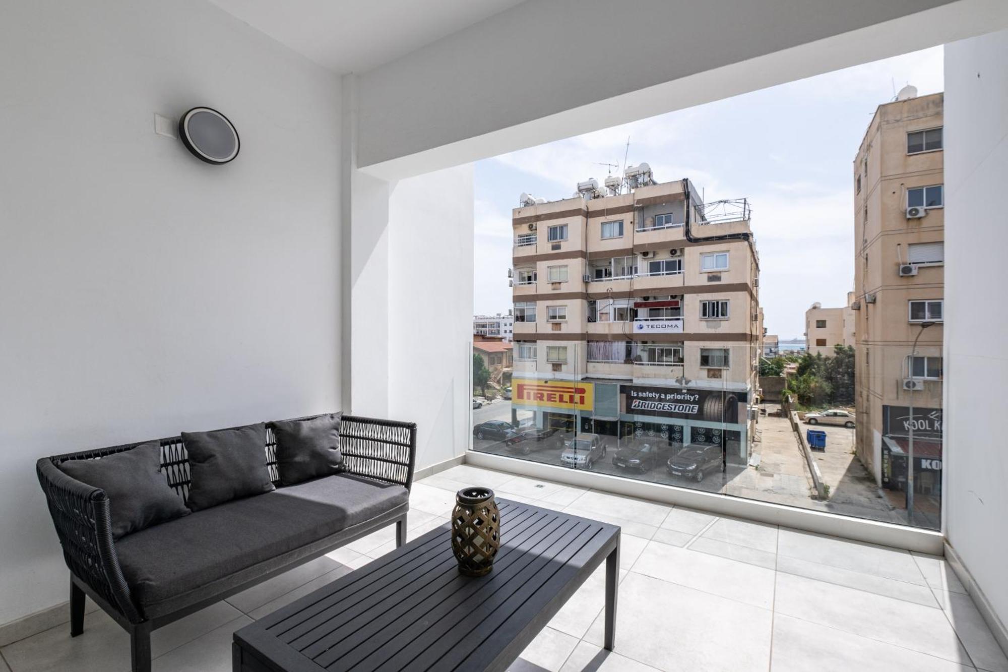 Georgiana Suites Larnaka Exterior foto