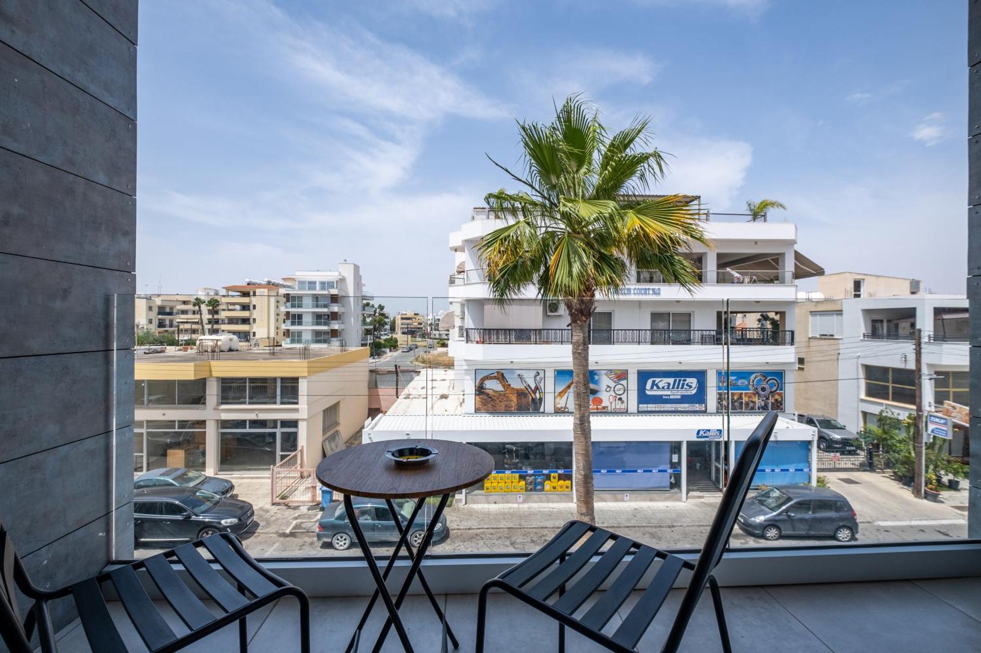 Georgiana Suites Larnaka Exterior foto