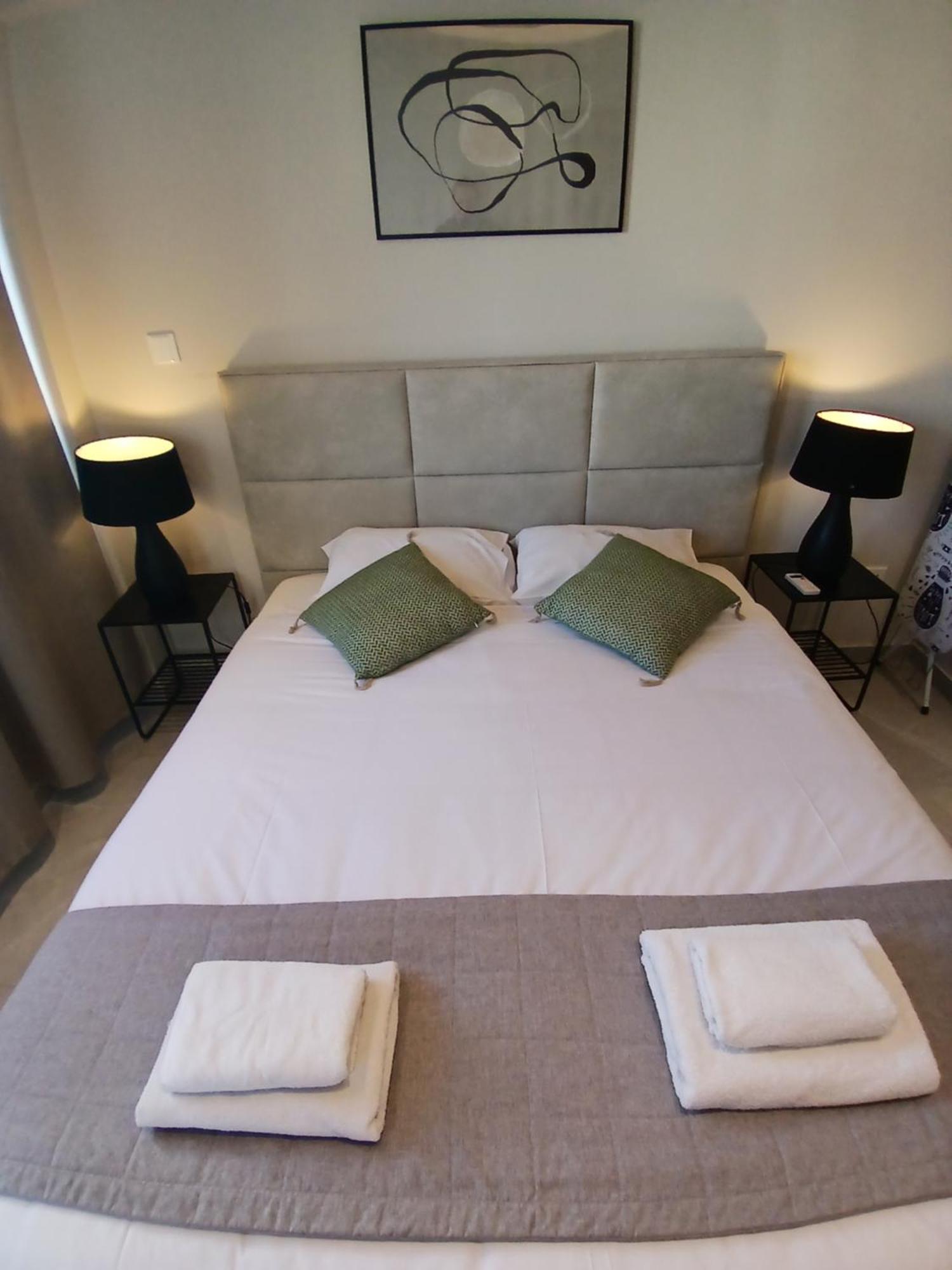 Georgiana Suites Larnaka Zimmer foto