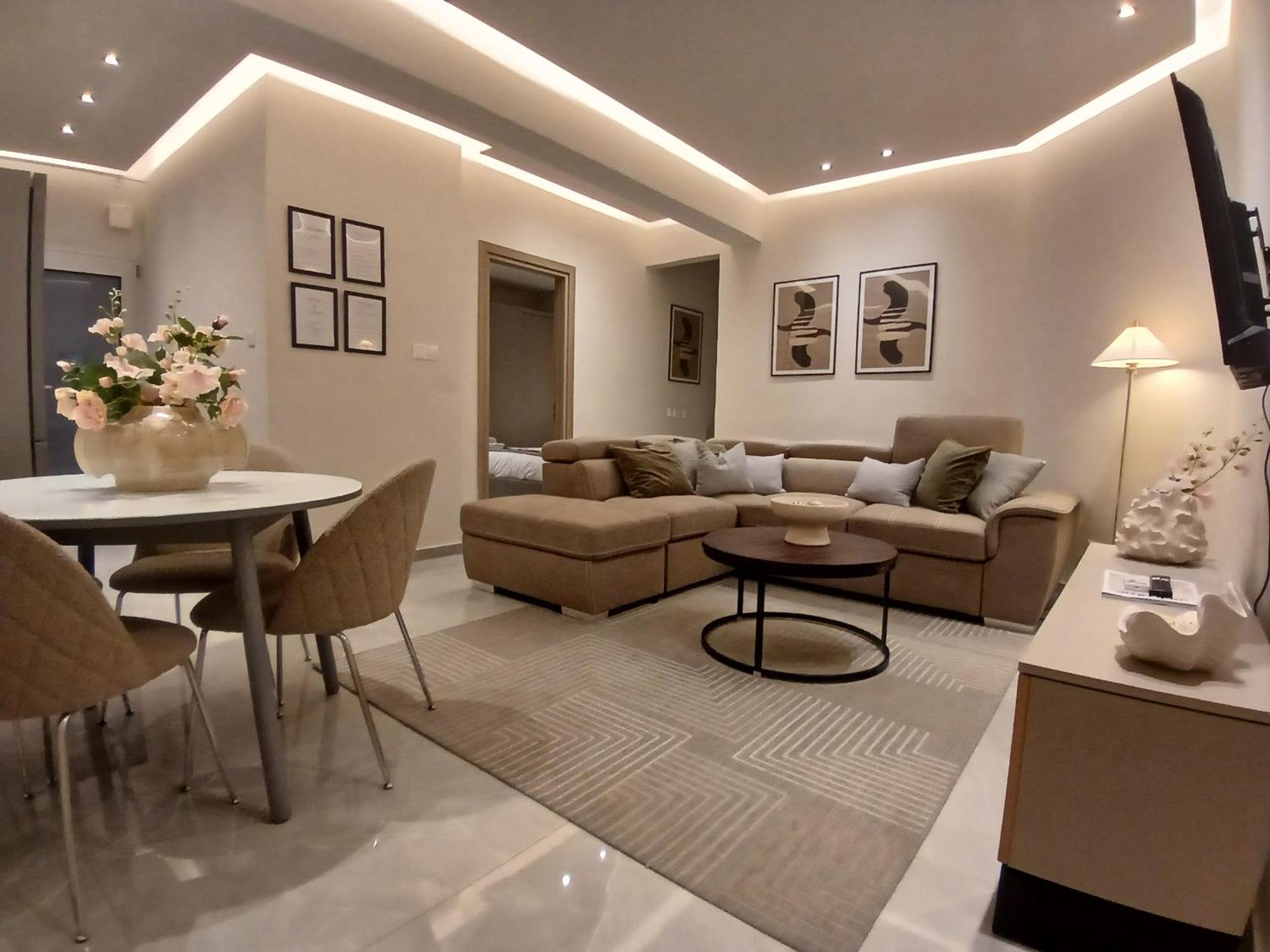 Georgiana Suites Larnaka Zimmer foto